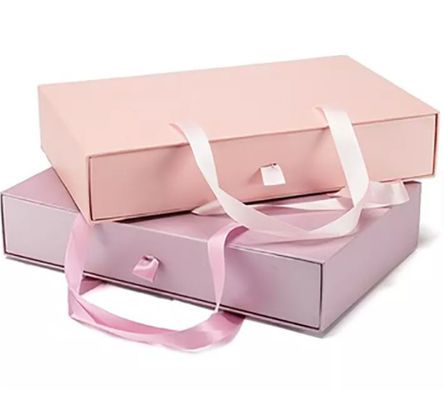E Flute Corrugated Box , Kotak Kemasan Mailer Untuk Pakaian / Sepatu / Gaun