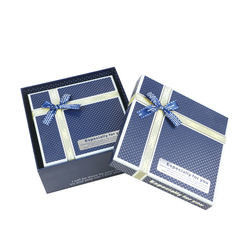 Kertas Tekstur Kotak Kemasan Kosmetik Karton Mewah untuk Parfum