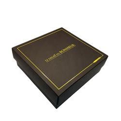 Botol Parfum Kotak Kemasan Kosmetik Cetak Offset Warna Kustom