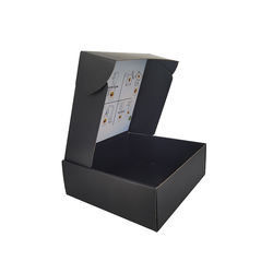 E Flute Kotak Kemasan Makanan Disesuaikan Deboss CMYK Cardboard Mailing Box